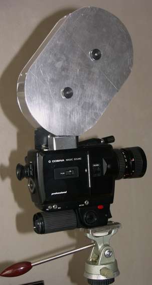 http://www.film.project-consultant.net/assets/images/Super8DM_back.jpg